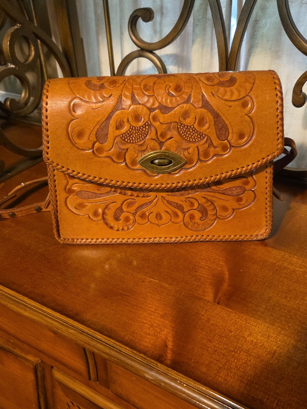 Clifton's Women's Tan Tooled Leather Crossbody Bag